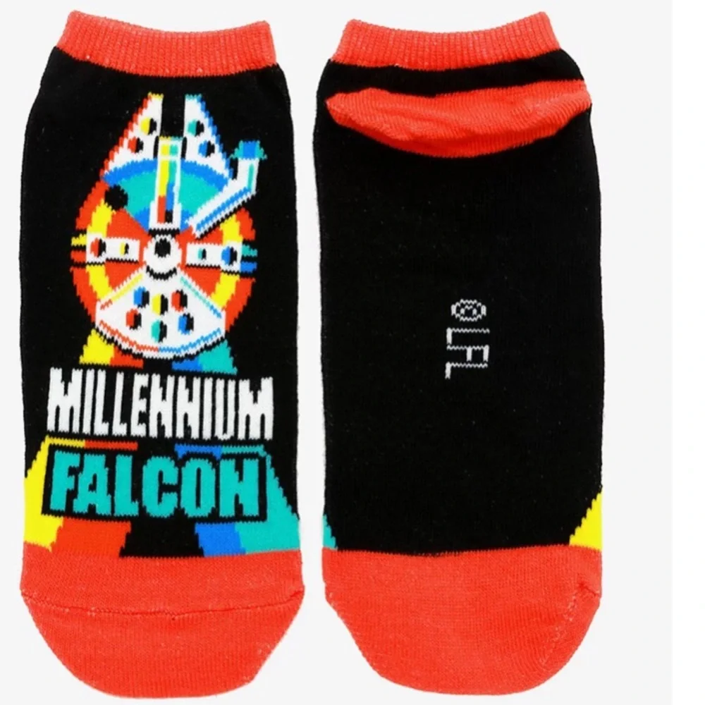 2/$12🌟Star Wars Millennium Falcon Color Socks‎